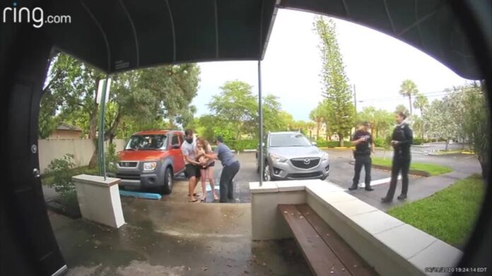 florida-woman-gives-birth-in-parking-lot-as-security-camera-records