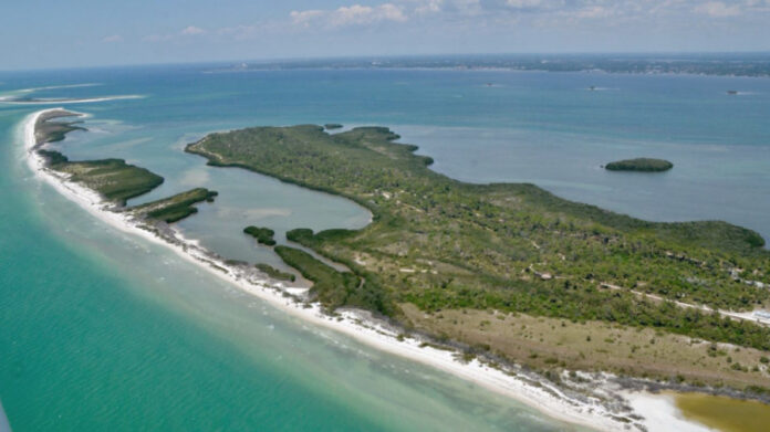 florida-state-parks-to-follow-local-mask-orders,-caladesi-island-park-temporarily-closed