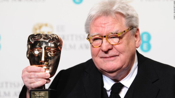 alan-parker,-heralded-director-of-‘fame,’-‘bugsy-malone’-and-‘mississippi-burning,’-dies-aged-76