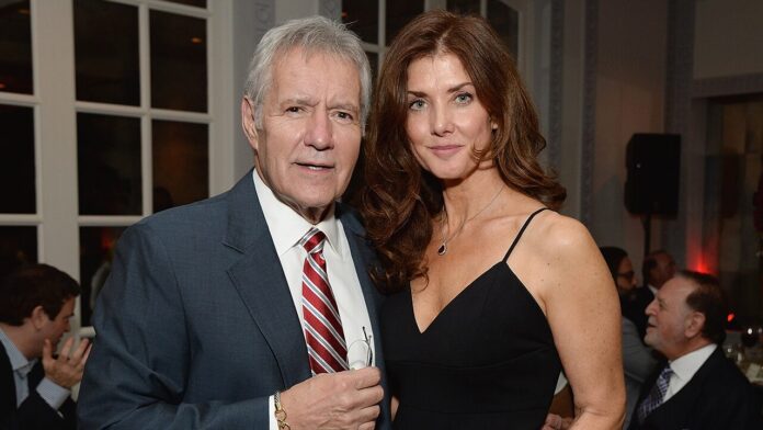 ‘jeopardy!’-host-alex-trebek’s-wife-reveals-moment-she-knew-something-was-‘off’-before-his-cancer-diagnosis