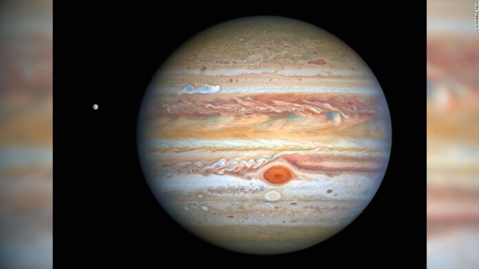 hubble-spies-stormy-weather-on-jupiter