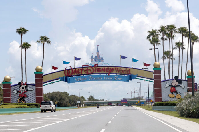 6,700-non-union-disney-employees-in-central-florida-among-those-being-laid-off