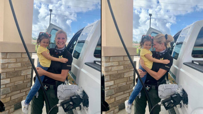 florida-deputy-reunited-with-5-year-old-girl-she-saved-3-years-ago