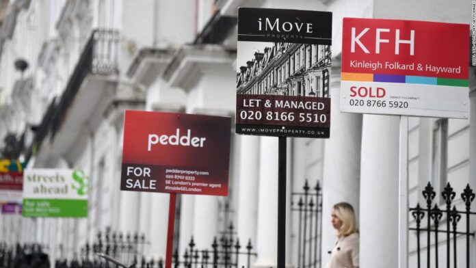 why-record-uk-house-prices-could-be-falling-again-soon