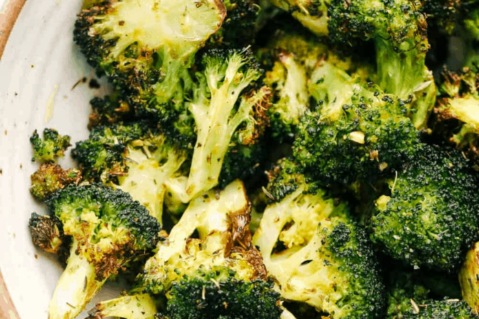 air-fryer-roasted-garlic-broccoli