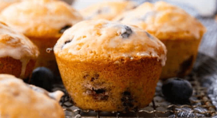 blueberry-muffins-with-a-sugared-glaze