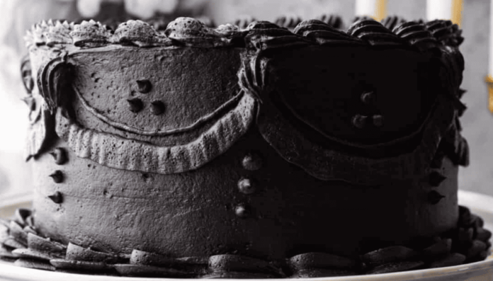 black-velvet-cake